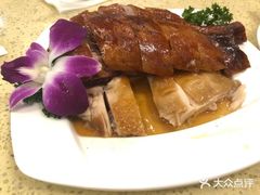 -香港新发烧腊茶餐厅(万象店)