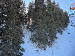 -丝绸之路山地度假区滑雪场