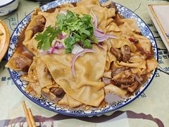 -壹阁胡羊焖饼(特色小吃街店)