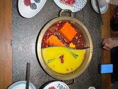 -小天鹅火锅·一线江景洪鼎旗舰店(洪崖洞店)