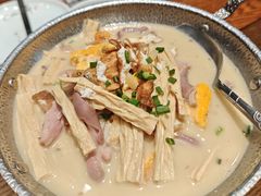 -黄泥岗·地道湖北菜(奥特莱斯店)