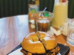 -Catch Bagel(芳草地店)