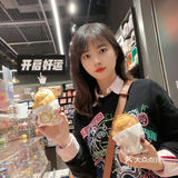 每次路过都忍不住进去买点啥，女孩子的快乐就这么简单
