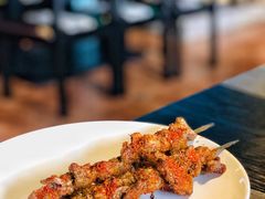 红柳烤肉-壹号院音乐餐厅•烤全羊•新疆菜(浐灞店)