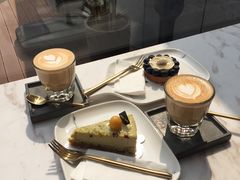 -UNI UNI(环亚凯瑟琳店)