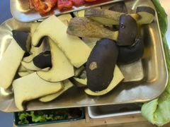 -阿昌白族石板烧·菌锅(大理古城店)