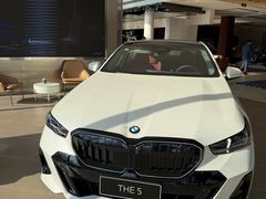 -北京京宝行宝马4S店(闵庄路店)