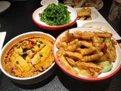 -辣尚瘾·烤鱼·新川菜(牡丹园直营店)