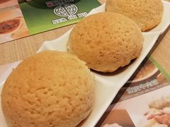 酥皮焗叉烧包-添好运点心专门店(北角店)