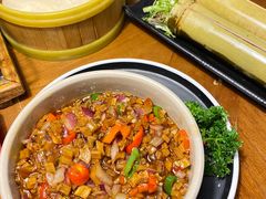 -雀舞云南菜(天津天河城购物中心店)