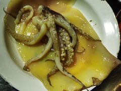 鱿鱼-马路牙子地桌烤肉(工体店)