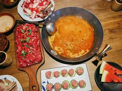 -贵府酸汤牛肉火锅·贵州老字号(飞山街店)