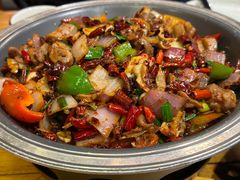 -老滇山寨•云南特色菜•地方菜•民族风情歌舞表演(金碧店)