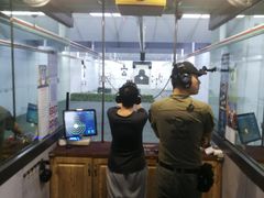 -都市枪神实弹射击俱乐部