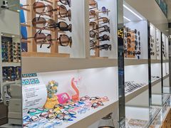 -广州宝岛眼镜武汉和光眼镜市场西区店