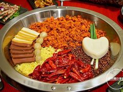 -谭鸭血老火锅(漳州路店)