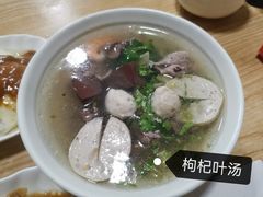 -三身人金新肠粉(丹霞店)