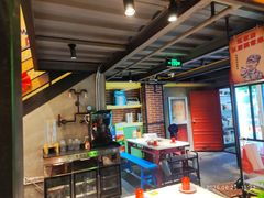 -钢管厂五区小郡肝串串香火锅(梅川路店)