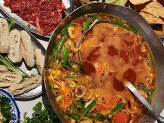 -王奋斗贵州酸汤牛肉火锅