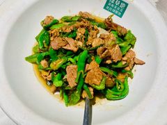 -绿草地·湘菜(酃湖师院店)