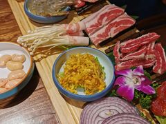 -明洞阿姨·韩式酱蟹烤肉·创意料理(三元桥店)