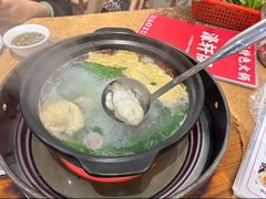药材锅底-濠轩阁特色生蚝火锅总店
