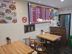 -百味手拨龙虾馆(愚园路店)