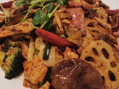 麻辣香锅-拿渡·水煮鱼麻辣香锅(王府井奥莱·香江小镇店)