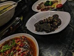 -老唐三下锅 ·张家界地标美食(溪布街店)