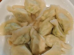 西葫芦鸡蛋水饺-东方饺子王(大屯路店)
