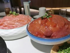 -茅草房·河畔园林火锅