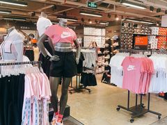 -NIKE上海青浦优选体验店