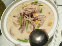 -千滋百味·醉江澜花园餐厅(街道口店)