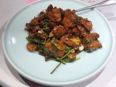 蒜爆鮮切小牛肉-京味斋·北京烤鸭(北京南站洋桥店)