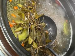 -野迹·石橄榄鸡·烧烤(新洲店)