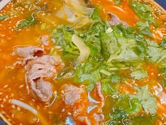 -云阿蛮云南生烫牛肉米线(奉贤路店)