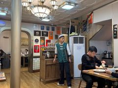 -贯贯吉·清真餐厅(浙江中路店)