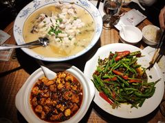 -渝信川菜 · 川味家常菜(长安店)