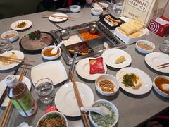 -海底捞火锅(宝龙广场夜宵主题店)