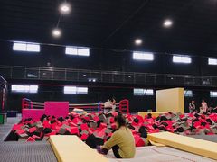 -嘿哟动霸CHUA·新潮玩运动娱乐中心·蹦床滑冰团建乐园