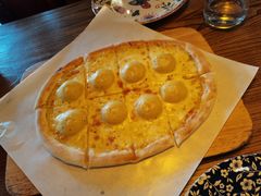 芝士榴莲披萨-LYFATTI 莱芙缇(赣水路店)