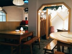-邻家小馆(银都店)