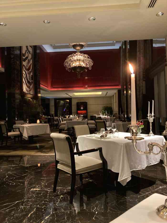 sir ellys 艾利爵士餐厅-"口味,环境,服务等的综合体验很好[强].