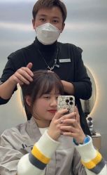 -Tloml salon