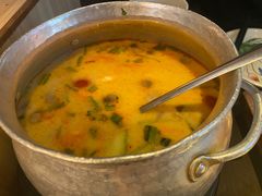 泰式冬阴功虾汤-大头虾越式风味餐厅(光明广场店)