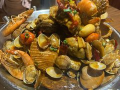 -东来菜馆•手抓海鲜家常菜•海鲜锅贴(鸽子窝店)