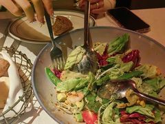 烤蔬菜牛油果藜麦沙拉-Grand James·地中海bistro(百家湖1912店)