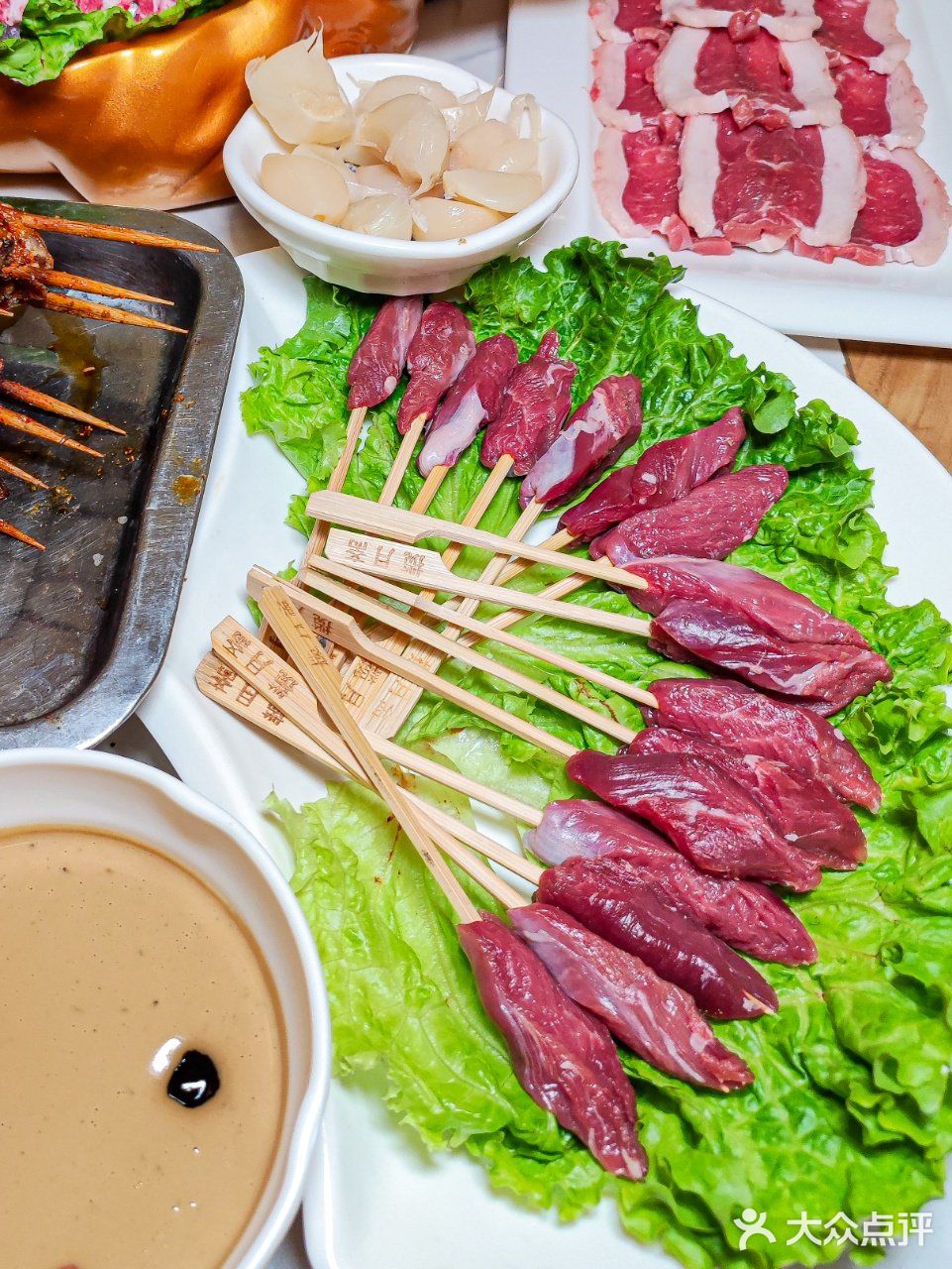涮肉、烤串，在揽月斋都能吃到~