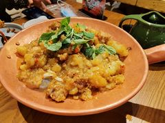 -云海肴·汽锅鸡·云南菜(天山百盛优客店)