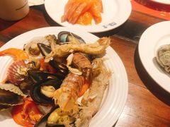 -四海一家自助餐(益田假日广场店)